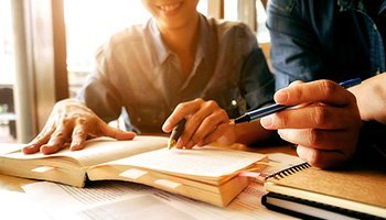 “Mindset Mastery: 5 Books That Will Reshape Your Thinking in 2024”